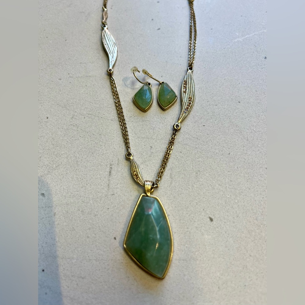 Chloe + Isabel Gilded Reeds
Aventurine Necklace and Earrings